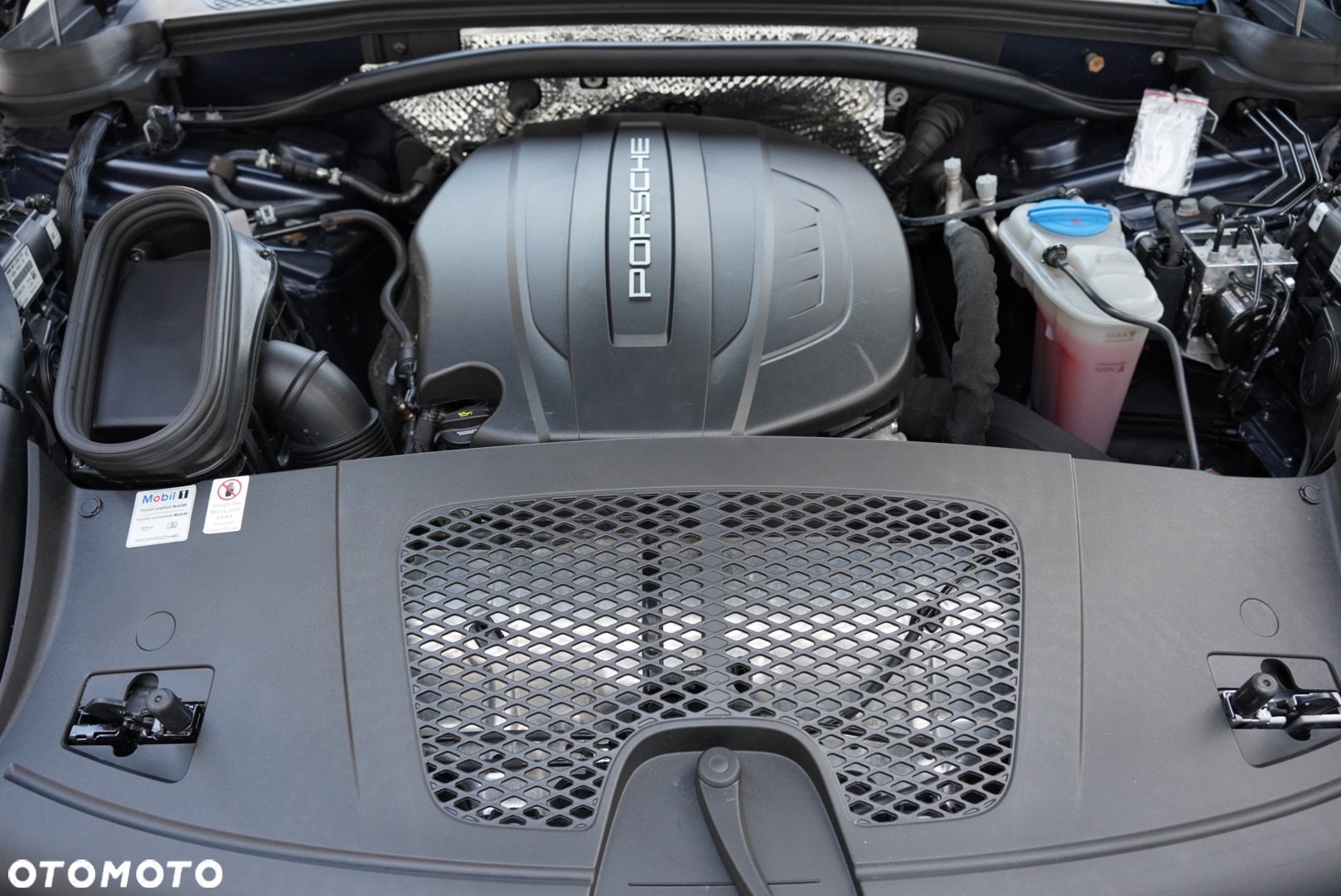 Porsche Macan Standard - 25