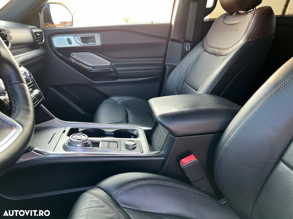 Ford Explorer 3.0 PHEV Platinum - 9