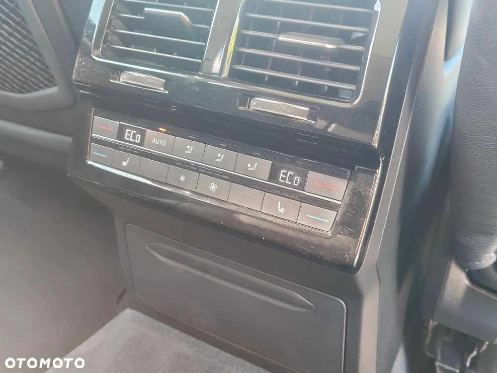 Volkswagen Touareg 3.0 V6 TDI SCR 4Mot Elegance - 15