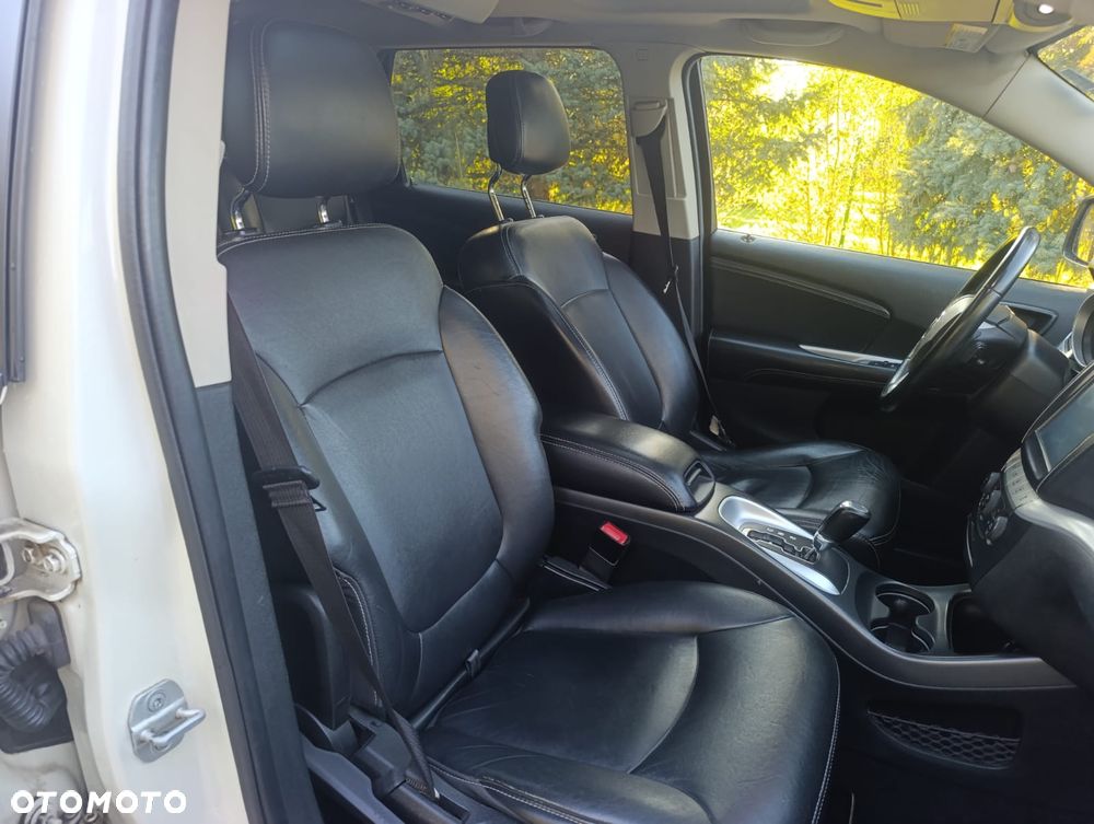 Fiat Freemont 2.0 Multijet 16V DPF Automatik Allrad Lounge - 12