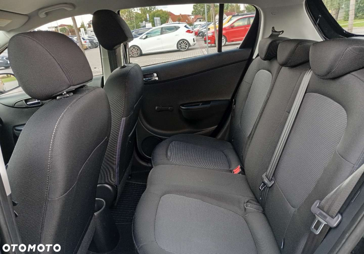 Hyundai i20 - 17