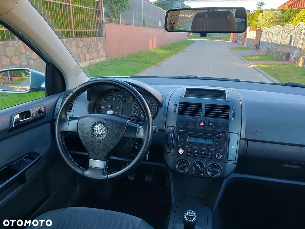 Volkswagen Polo 1.4 Comfortline - 17