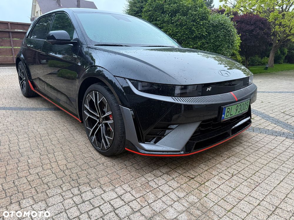 Hyundai IONIQ - 21
