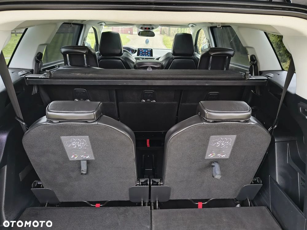 Peugeot 5008 - 21