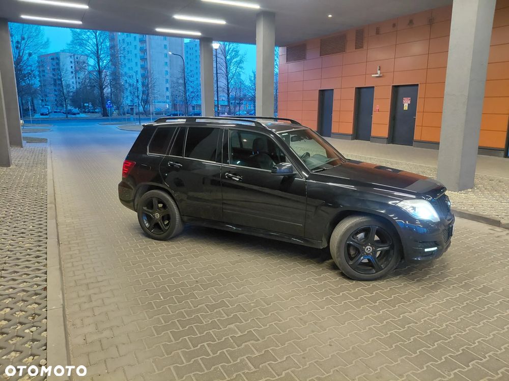 Mercedes-Benz GLK - 2