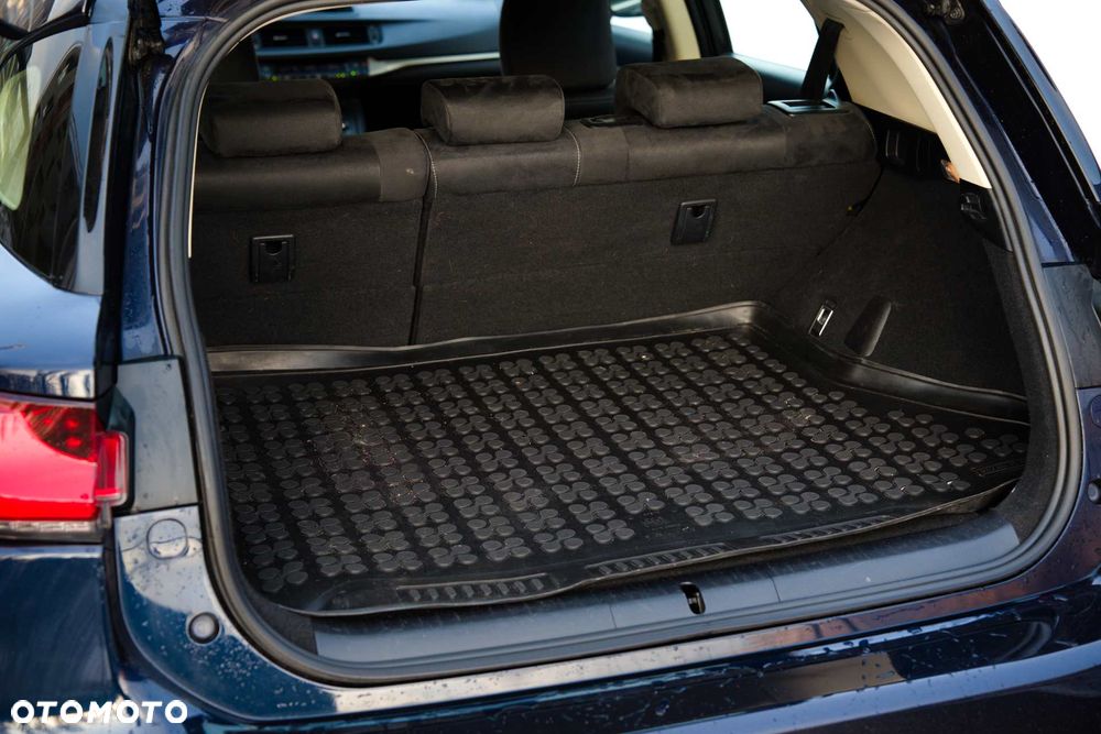 Lexus CT 200h Elegance EU6 - 34