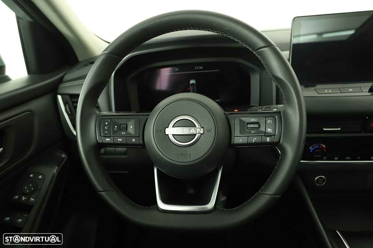 Nissan Qashqai 1.3 DIG-T N-Connecta LED - 15