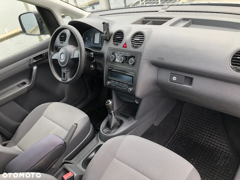 Volkswagen Caddy - 31
