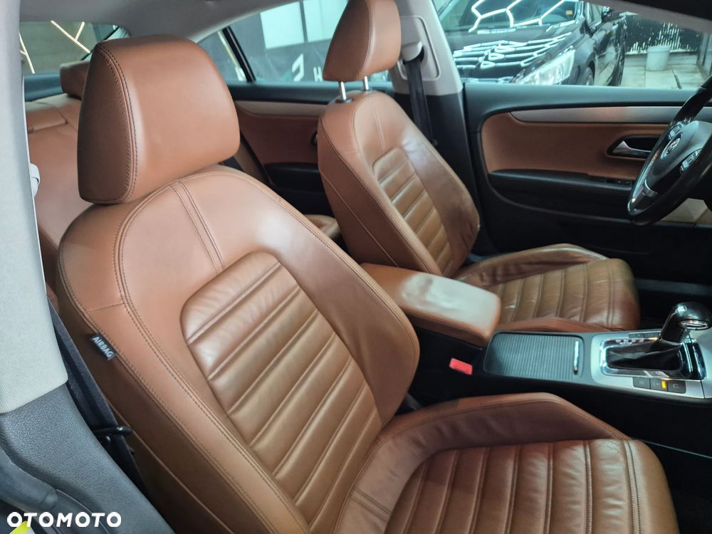 Volkswagen Passat CC 1.8 TSI DSG - 11