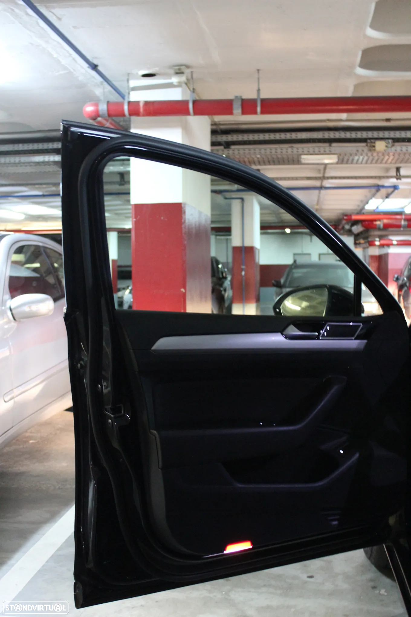 VW Passat Variant 1.6 TDI Confortline DSG - 13