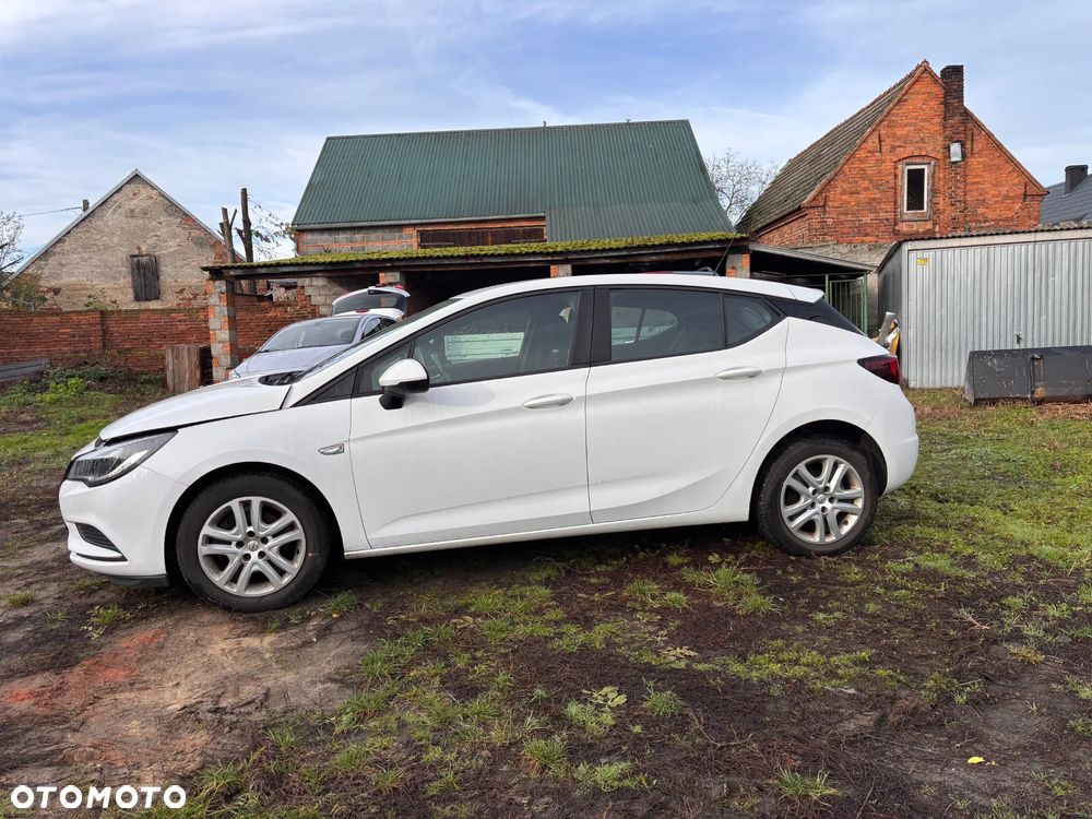 Opel Astra 1.6 CDTI DPF ecoFLEX Sports TourerStart/Stop Edition - 5