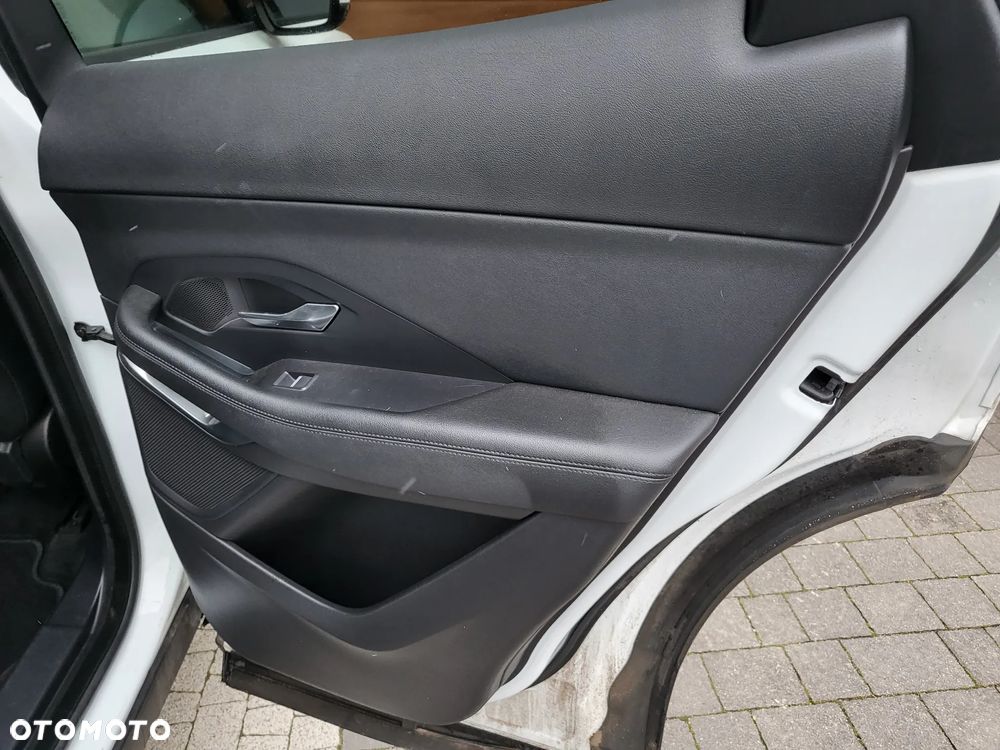 Jaguar E-Pace 2.0 i4P AWD HSE - 14