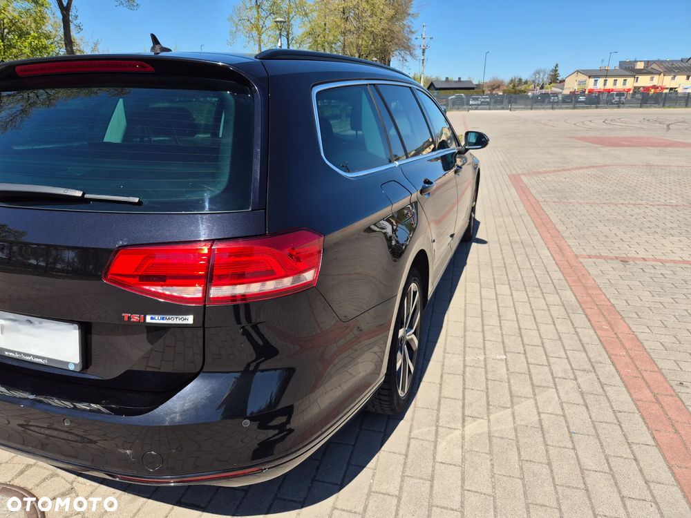 Volkswagen Passat 1.8 TSI BMT Comfortline - 18