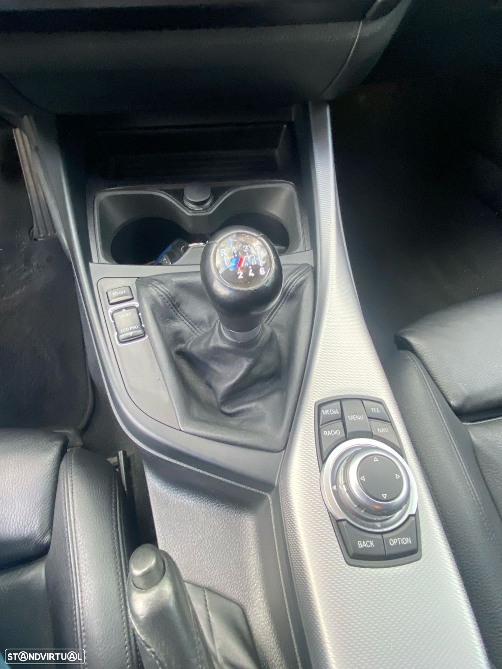 BMW 118 d Pack M - 23