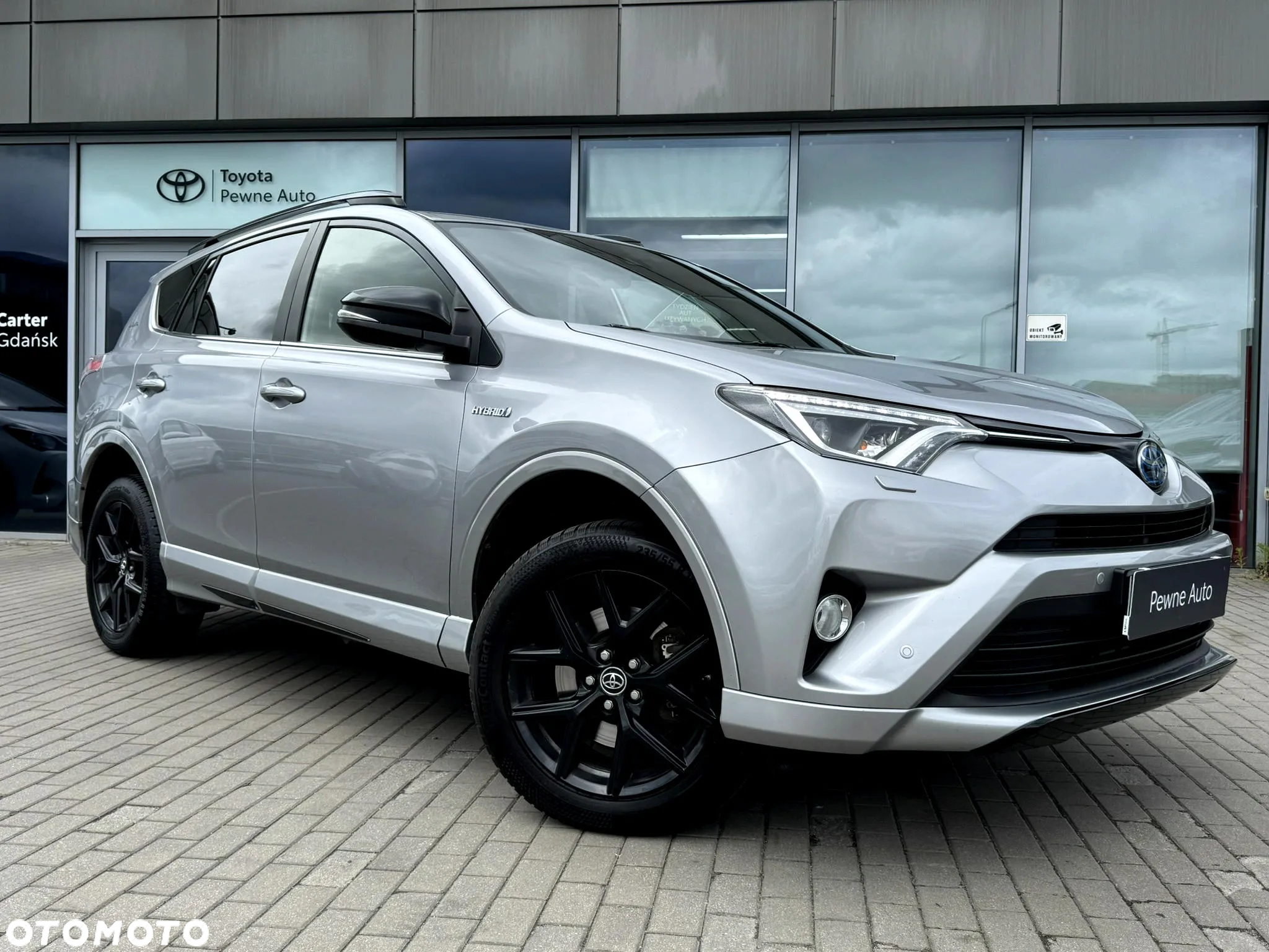 Toyota RAV4 Hybrid Selection 4x4 - 5