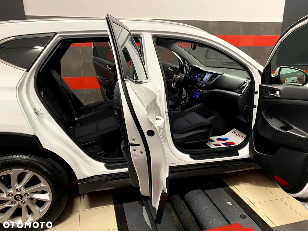 Hyundai Tucson ver-style - 24