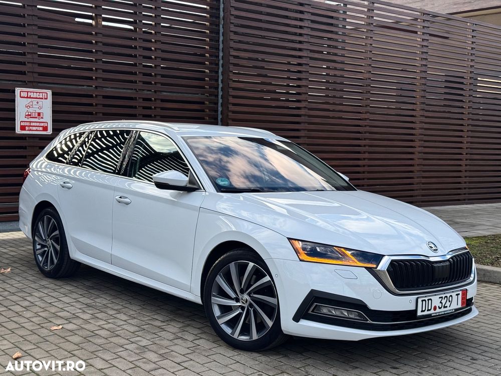 Skoda Octavia Combi 2.0 TDI DSG First Edition - 1