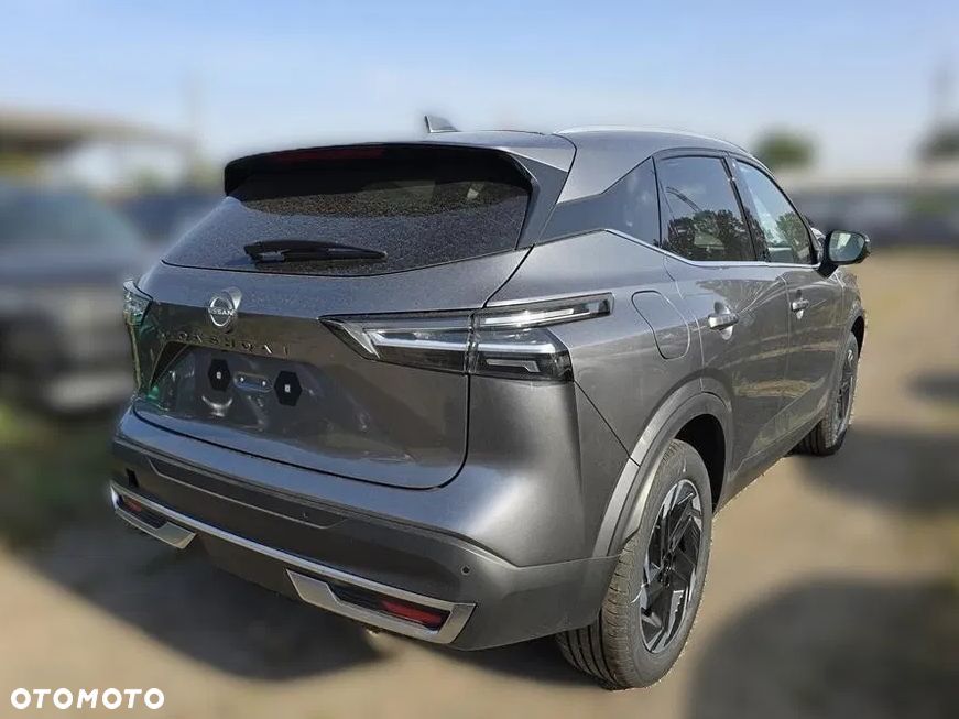 Nissan Qashqai 1.3 DIG-T MHEV N-Connecta Xtronic - 4