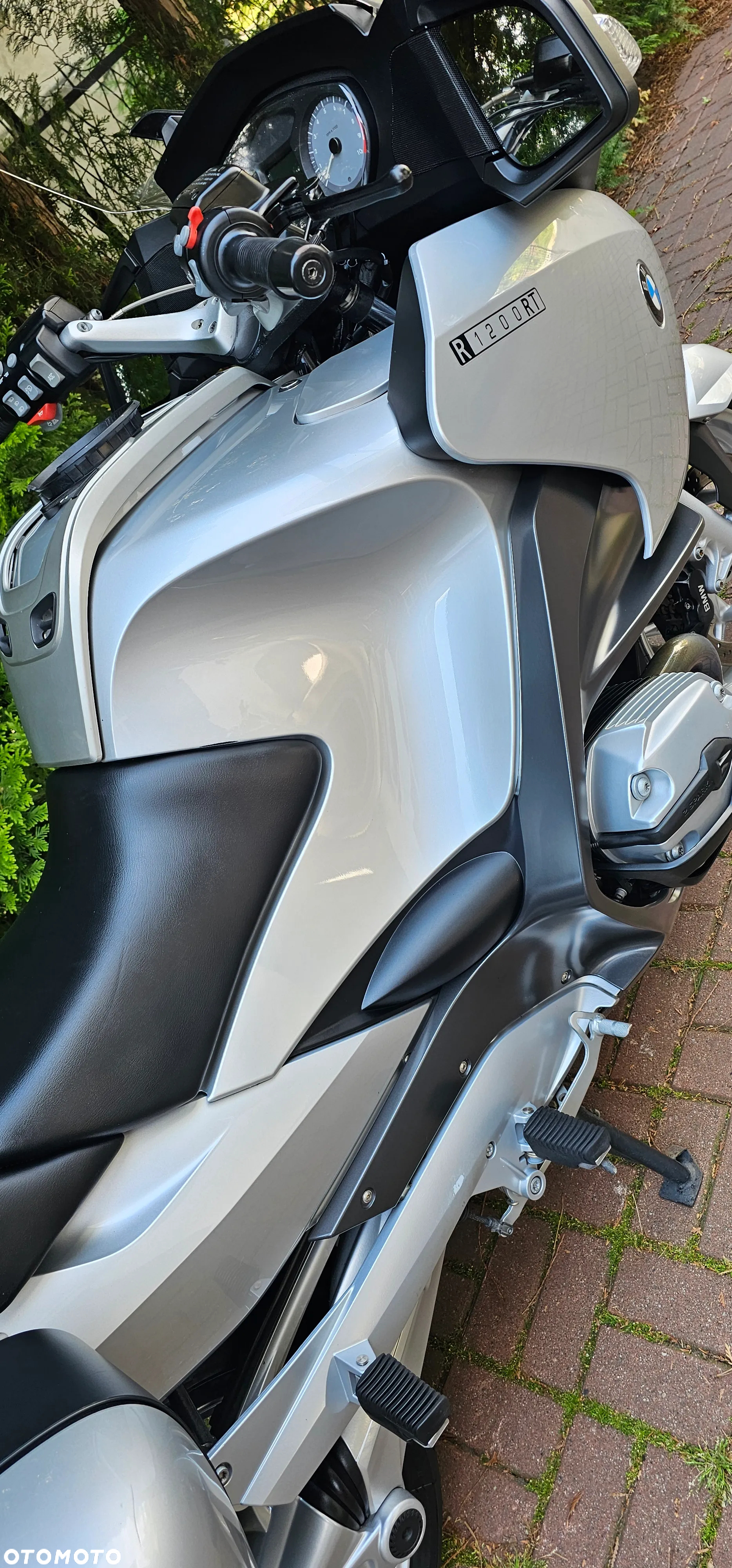 BMW R - 9