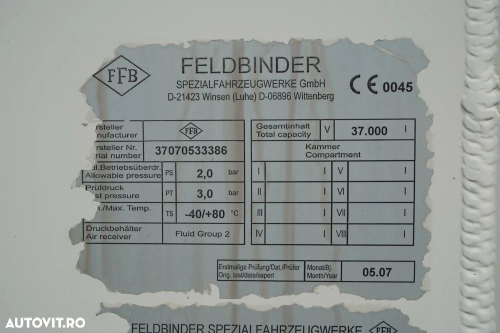 Feldbinder / REMORCA CIMENT / 2 COMPARTIMENTE / 37.000 L / SILOU / AXE SAF / JANTE DIN ALIAJ - 24