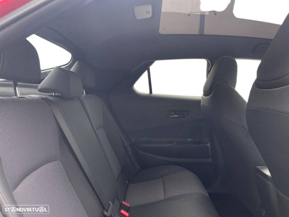 Toyota C-HR 2.0 HDF Plug-in Lounge - 8