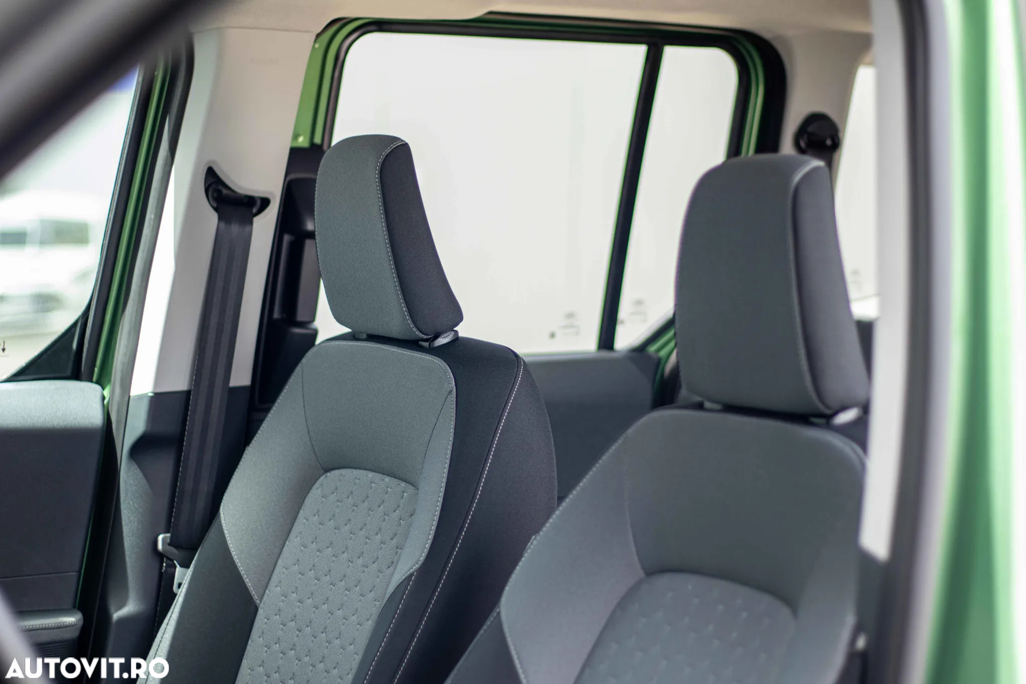 Ford Tourneo Courier 1.0 EcoBoost Titanium - 22