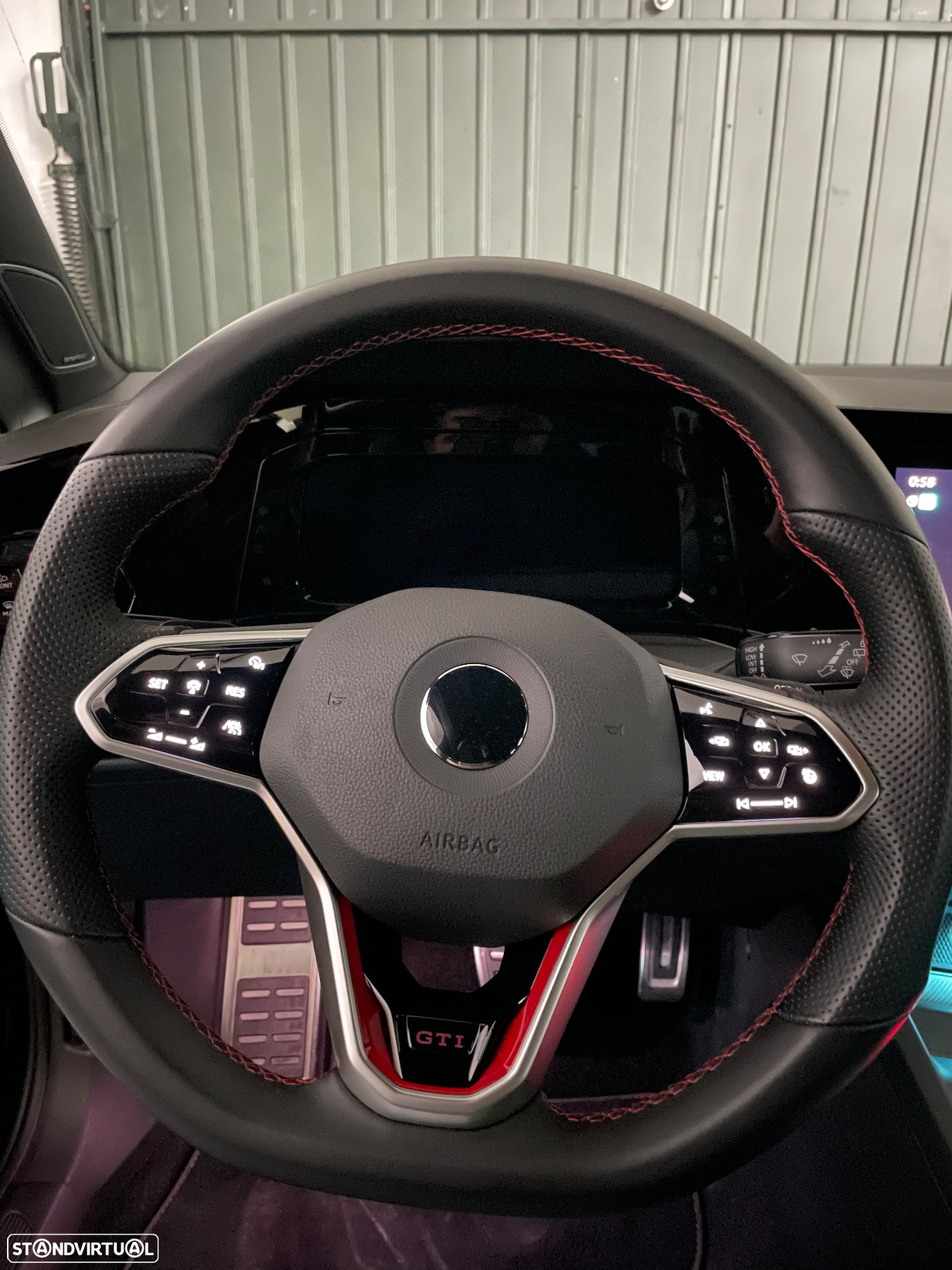 VW Golf 2.0 TSI OPF DSG GTI - 8