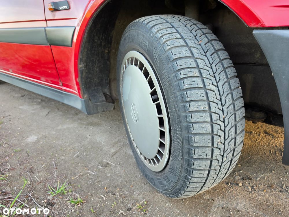 Volvo Seria 400 - 30