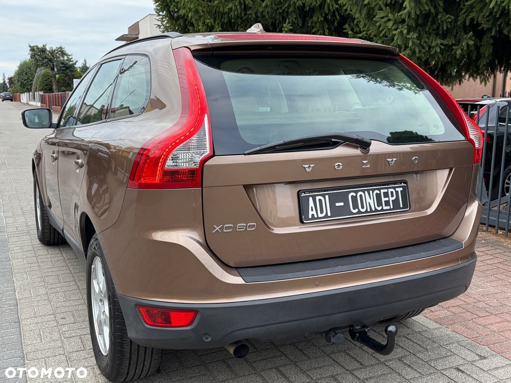 Volvo XC 60 D3 Momentum - 11