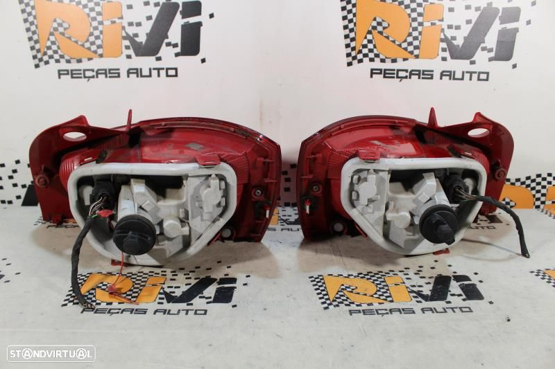 Farolim Direito Seat Ibiza Iv (6J5, 6P1)  Farolim Direito Seat Ibiza 6 - 5