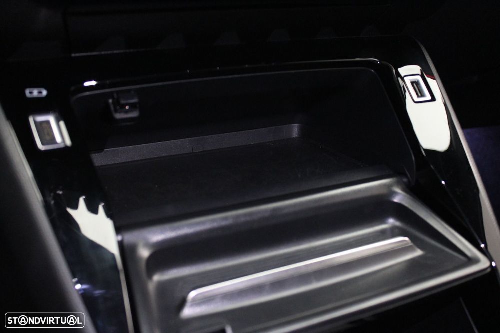 Peugeot e-2008 50 kWh GT Pack - 24