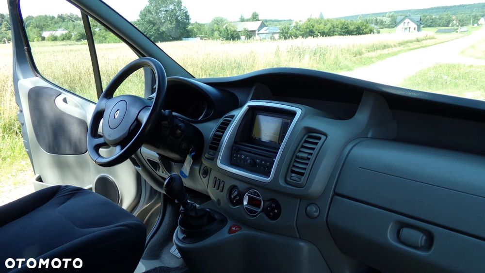 Renault Trafic - 18