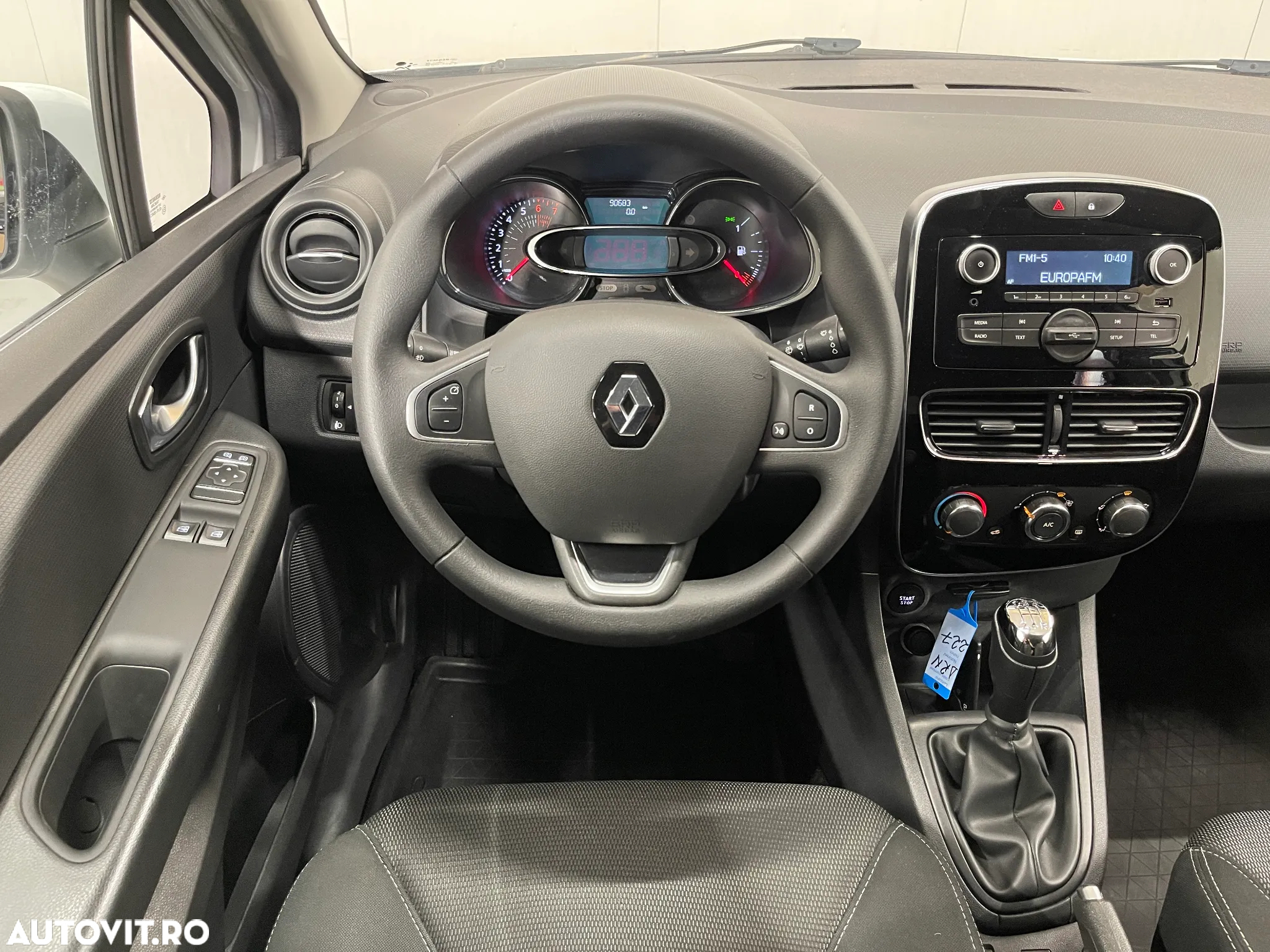 Renault Clio Estate TCe Life Evo - 6