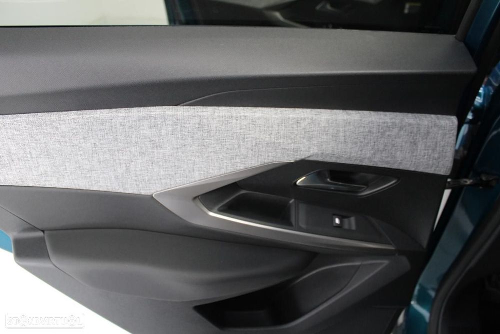 Peugeot E-3008 73 kWh Allure - 13