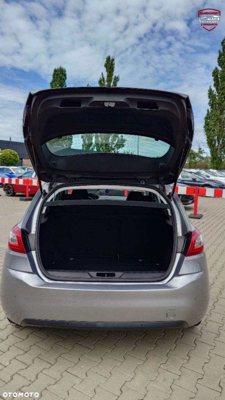 Peugeot 308 - 18