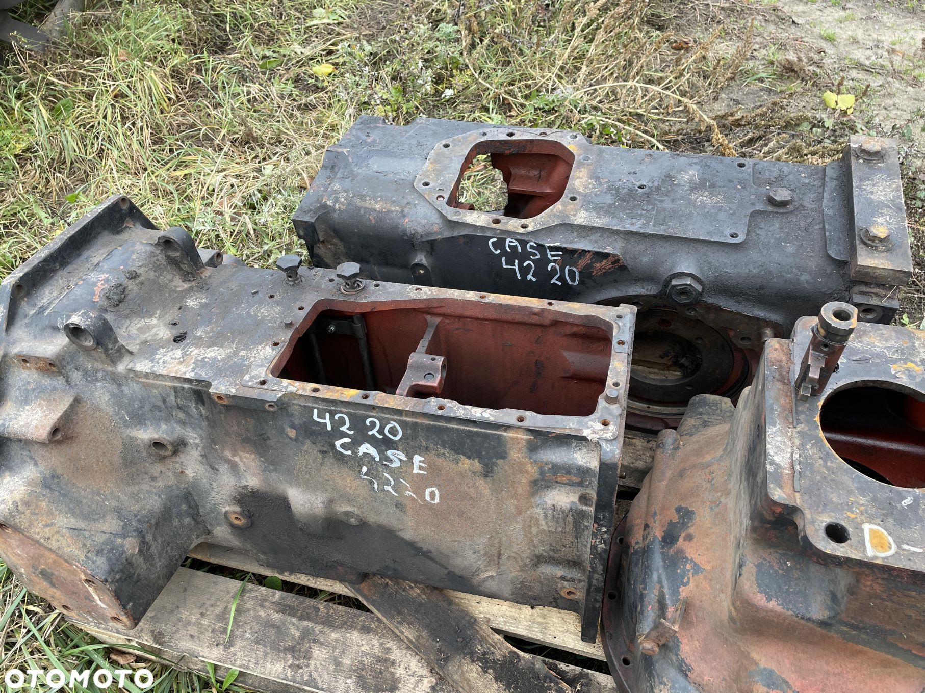 Case 585 595 685 695 785 985 - obudowa sprzęgła 94294C93 - 1