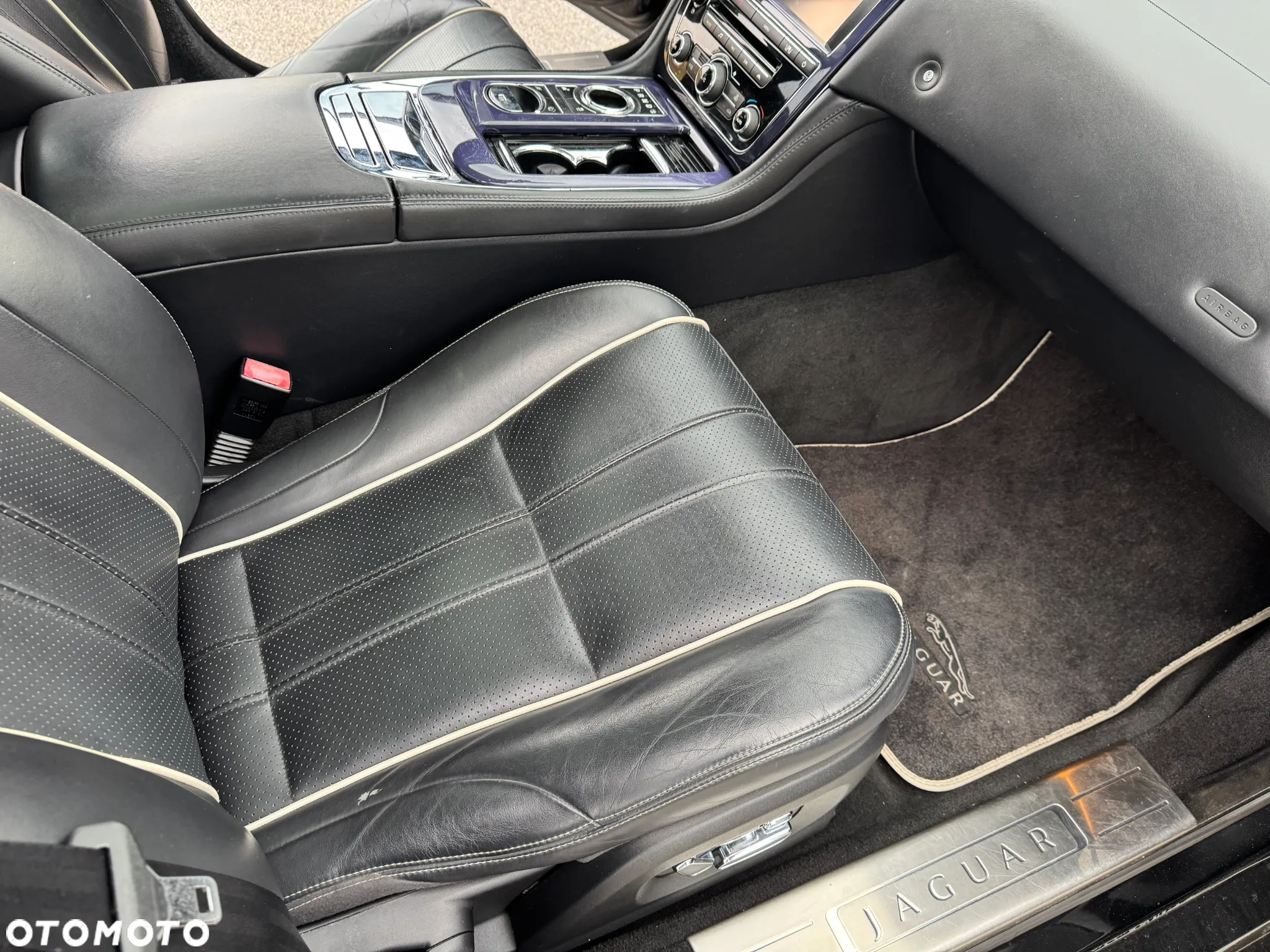 Jaguar XJ 5.0 V8 Portfolio - 26