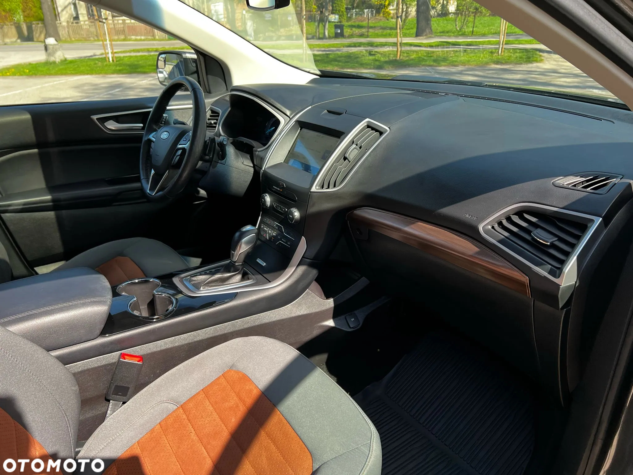 Ford Edge - 16