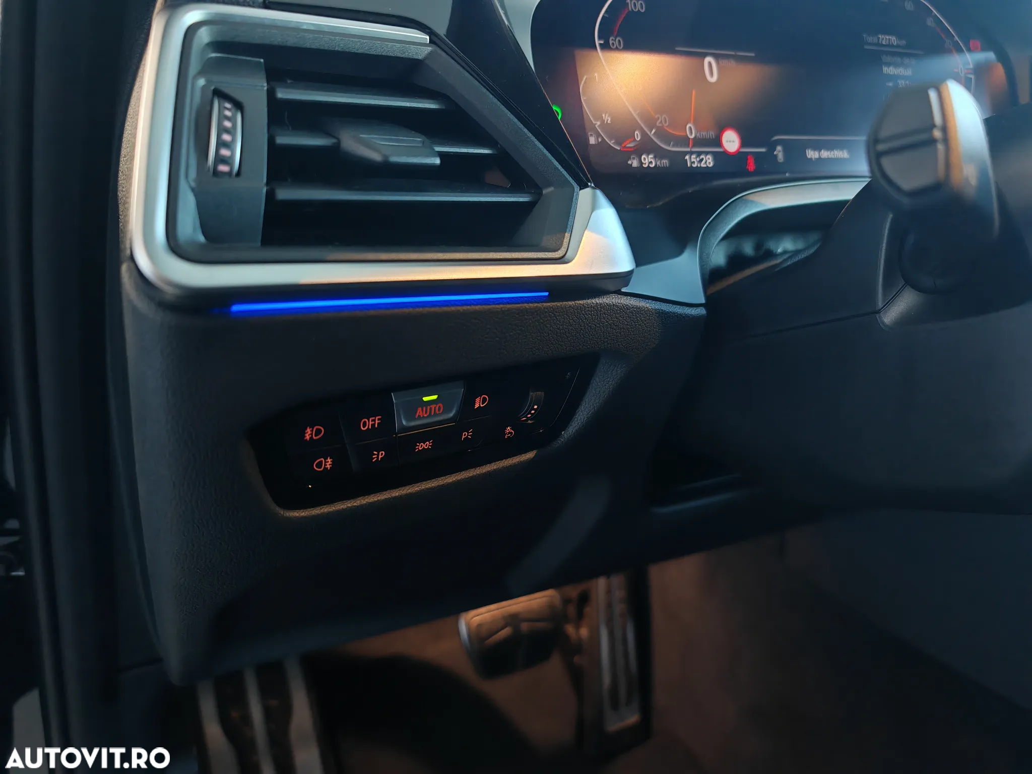 BMW Seria 3 320i Aut. M Sport - 23