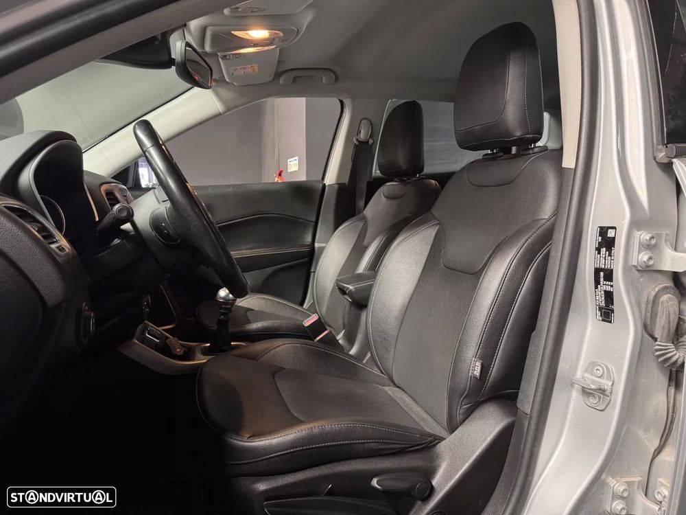 Jeep Compass 1.3 T Longitude - 23