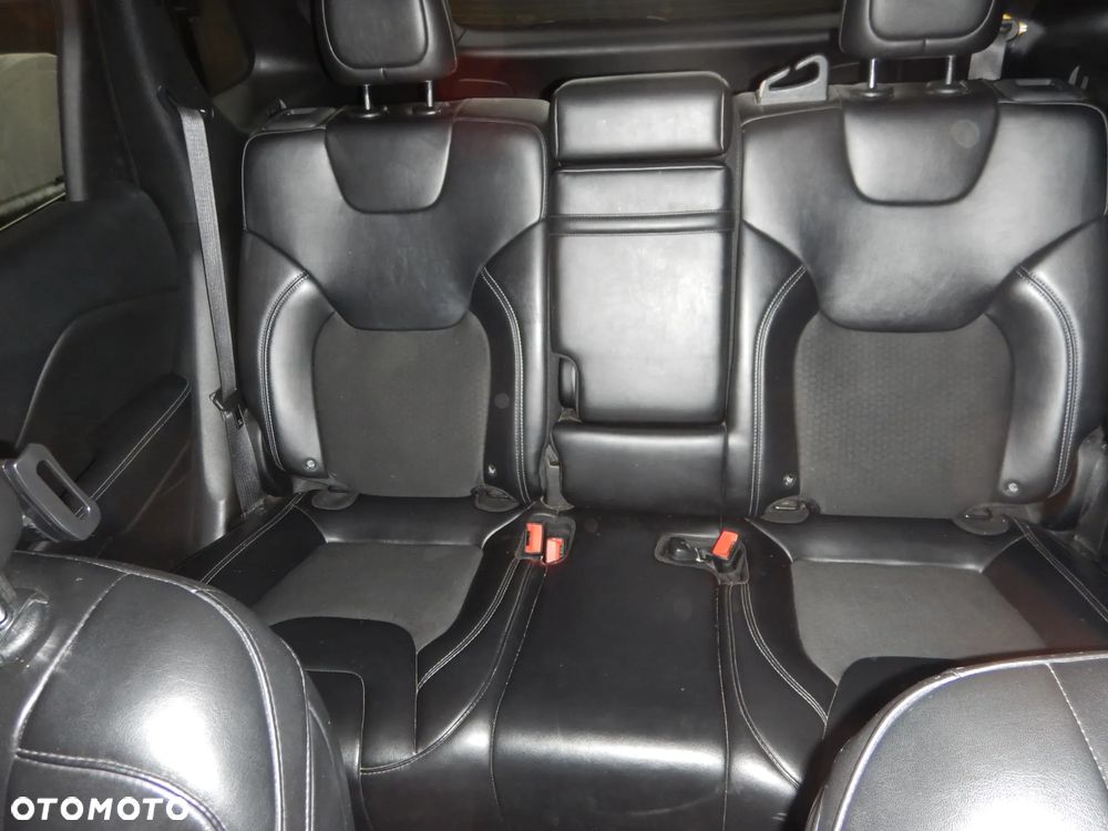 Jeep Cherokee - 18