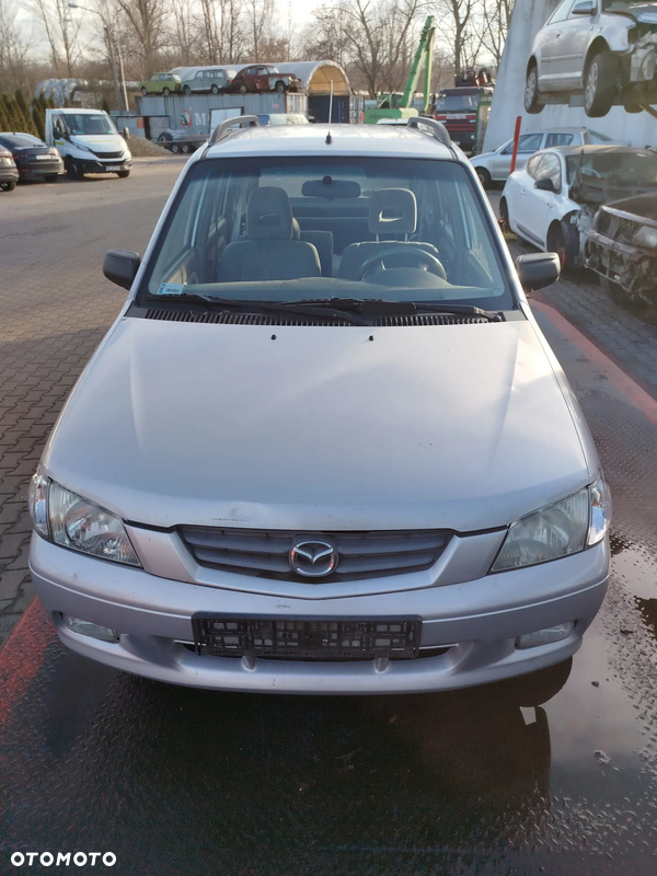 Mazda Demio na części .