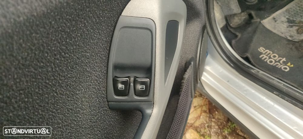 Smart ForTwo Coupé cdi softouch passion dpf - 24