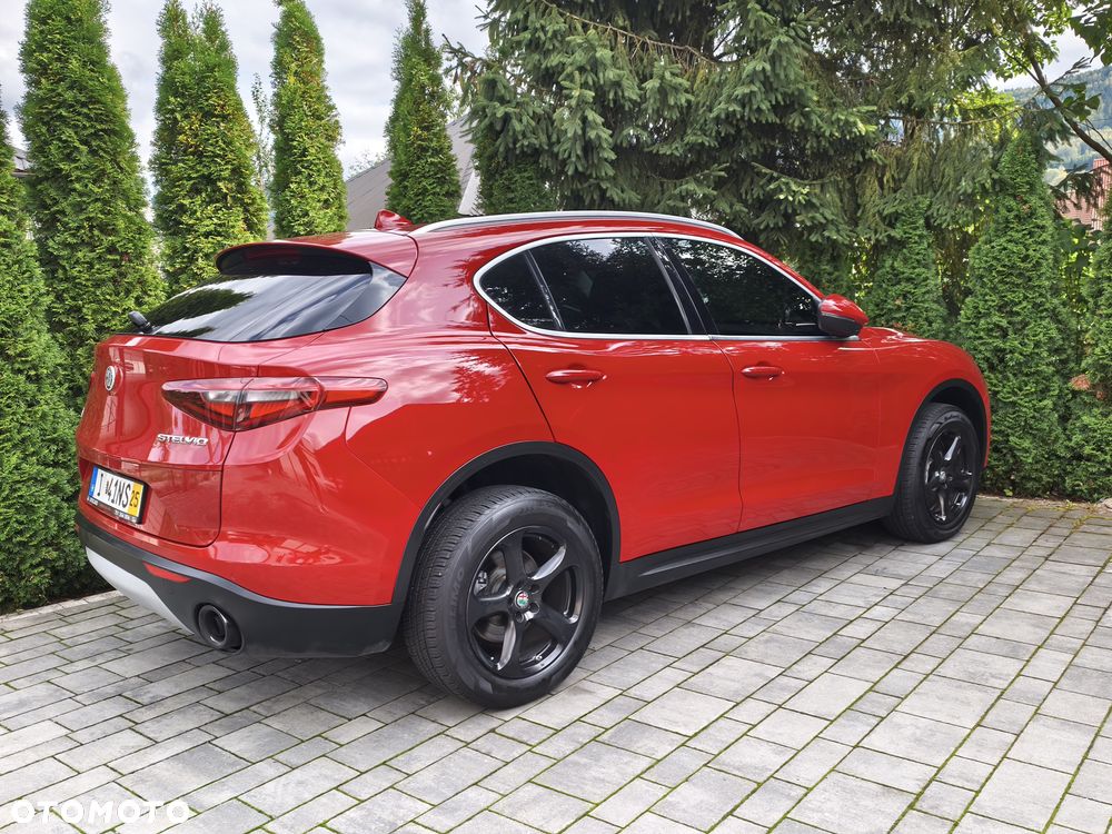 Alfa Romeo Stelvio 2.0 Turbo TI Q4 - 8