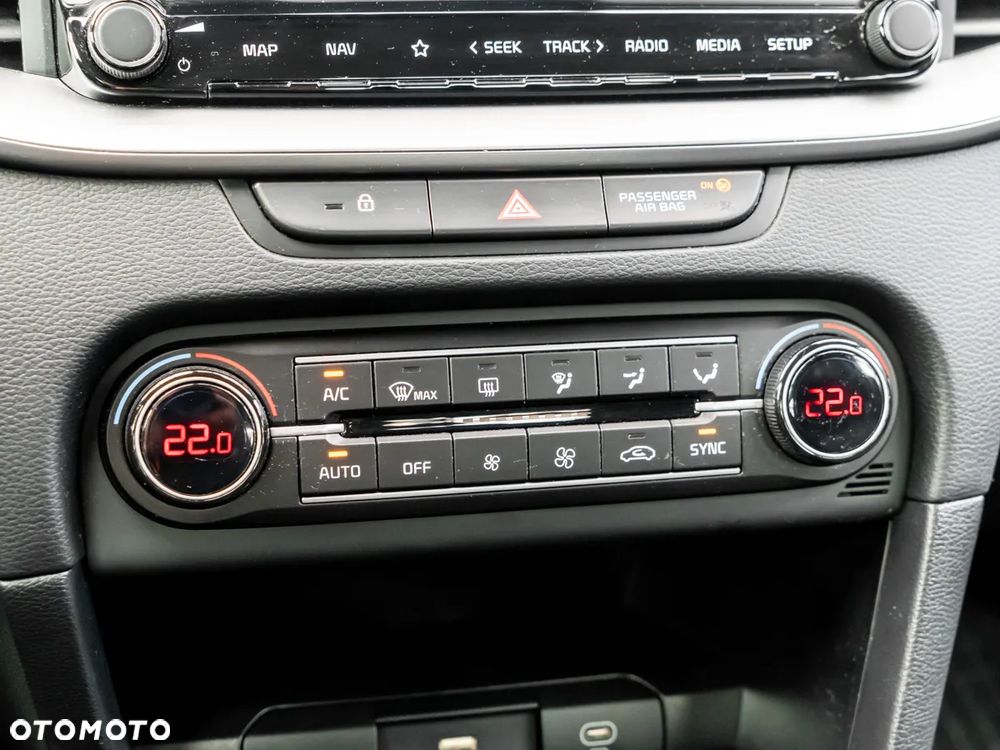 Kia Ceed 1.5 T-GDI M - 16