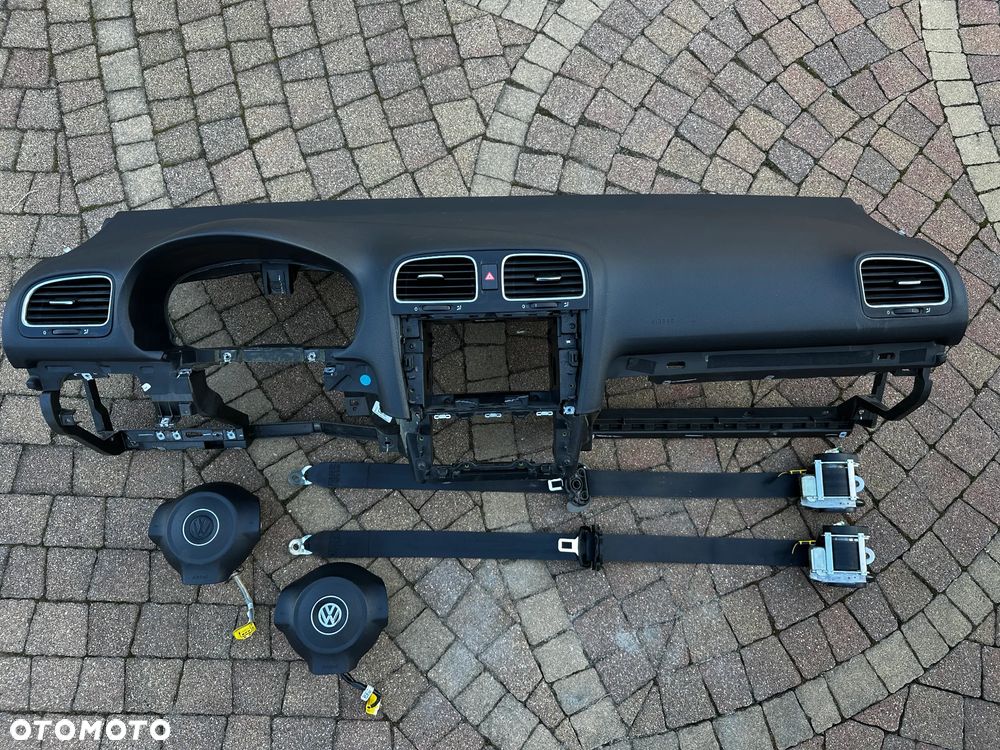 Konsola / Kokpit / AirBag / VW Golf VI 6 / poduszki pasy / demontaż - 1