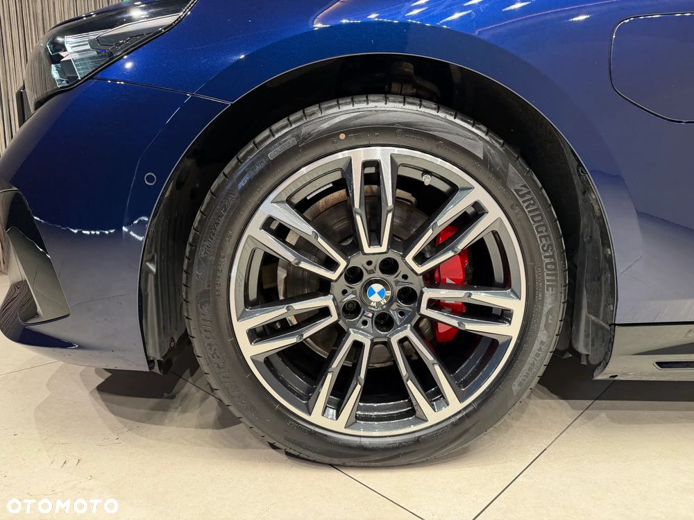 BMW Seria 5 530e xDrive - 16