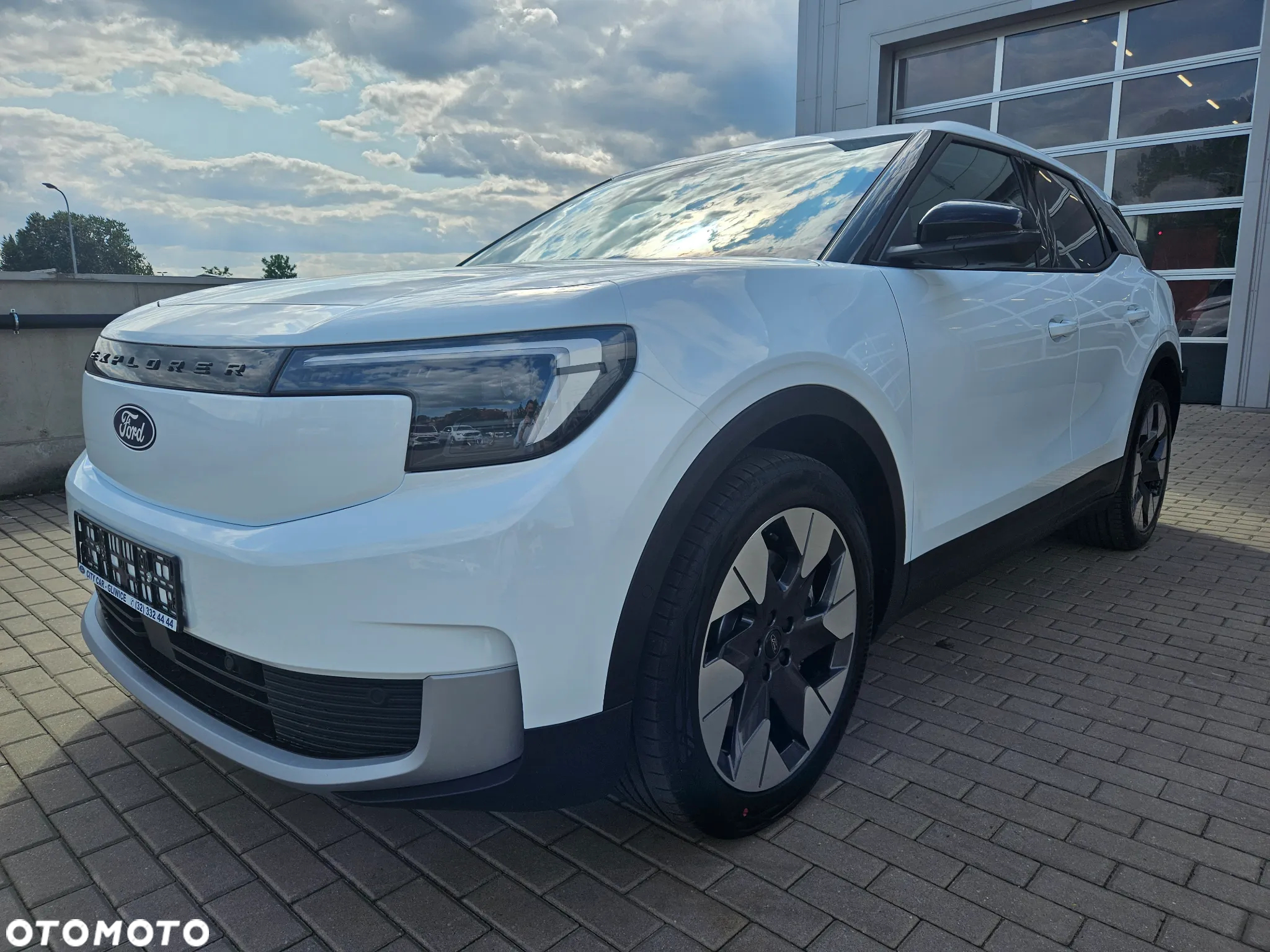 Ford Explorer 77kWh RWD - 6