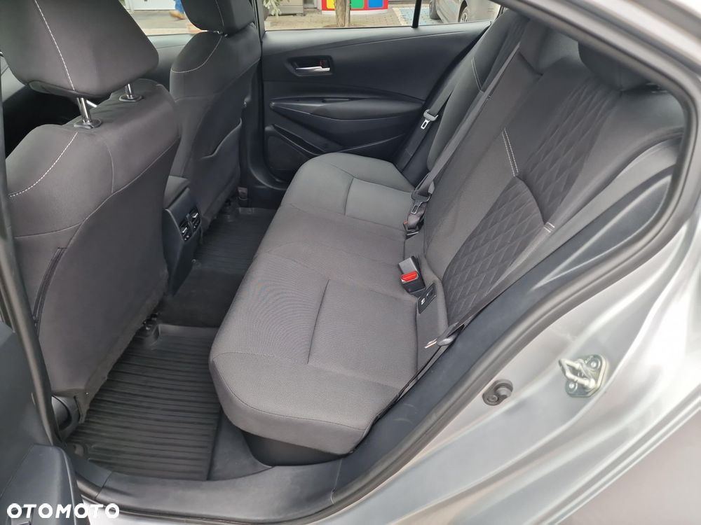 Toyota Corolla 1.8 Hybrid Comfort - 13