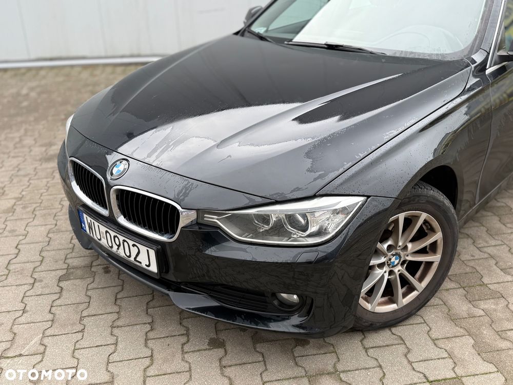 BMW Seria 3 320d - 4